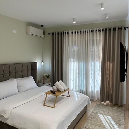 4Seasonsgea , New Modern Apartment In Tirana Bagian luar foto
