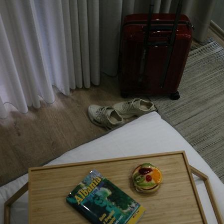 4Seasonsgea , New Modern Apartment In Tirana Bagian luar foto
