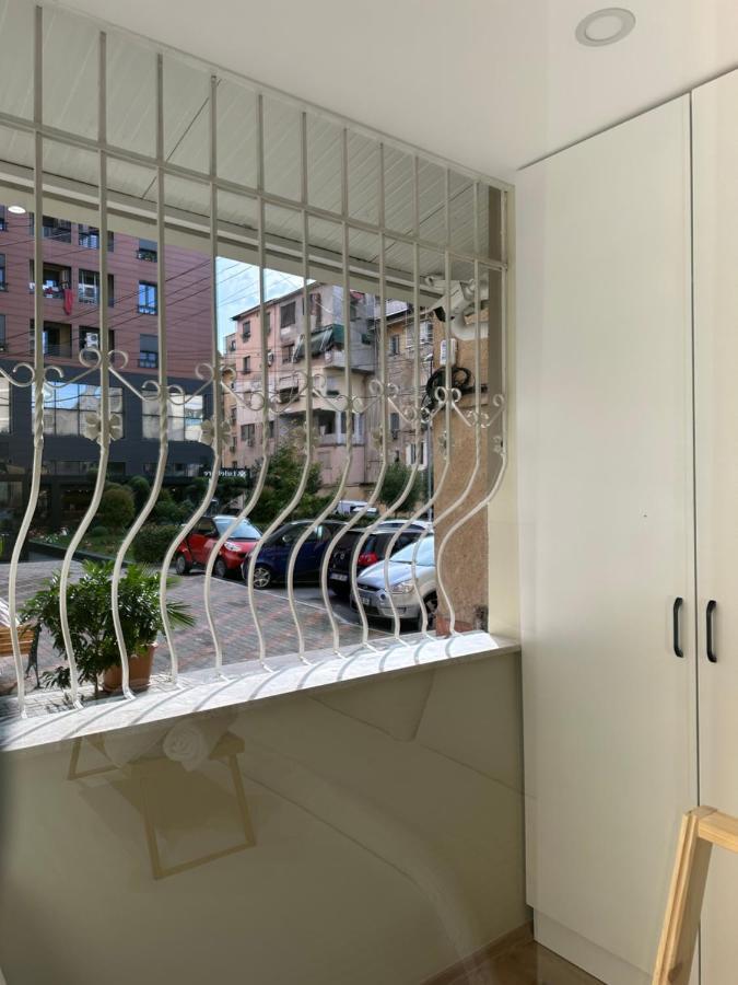 4Seasonsgea , New Modern Apartment In Tirana Bagian luar foto